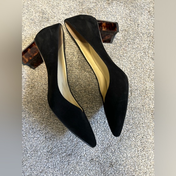 Sarah Flint Black Heels with Brown Block Heel - Picture 8 of 9